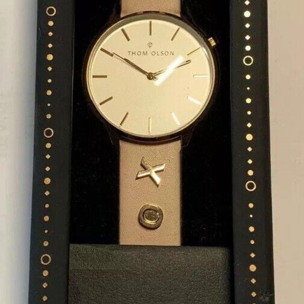 $89.00 New! Thom Olson Women's Pink Leather Strap Watch Removable Charms! + Box